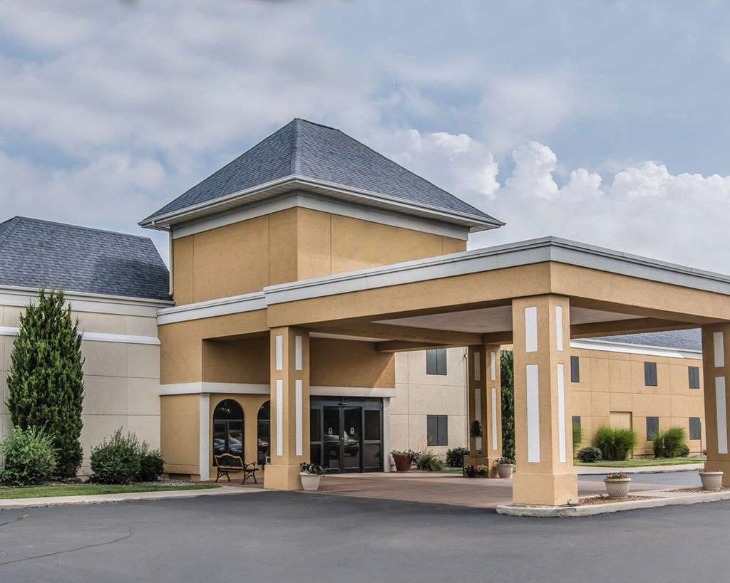 Quality Inn & Suites Coldwater Near I-69 Exterior photo