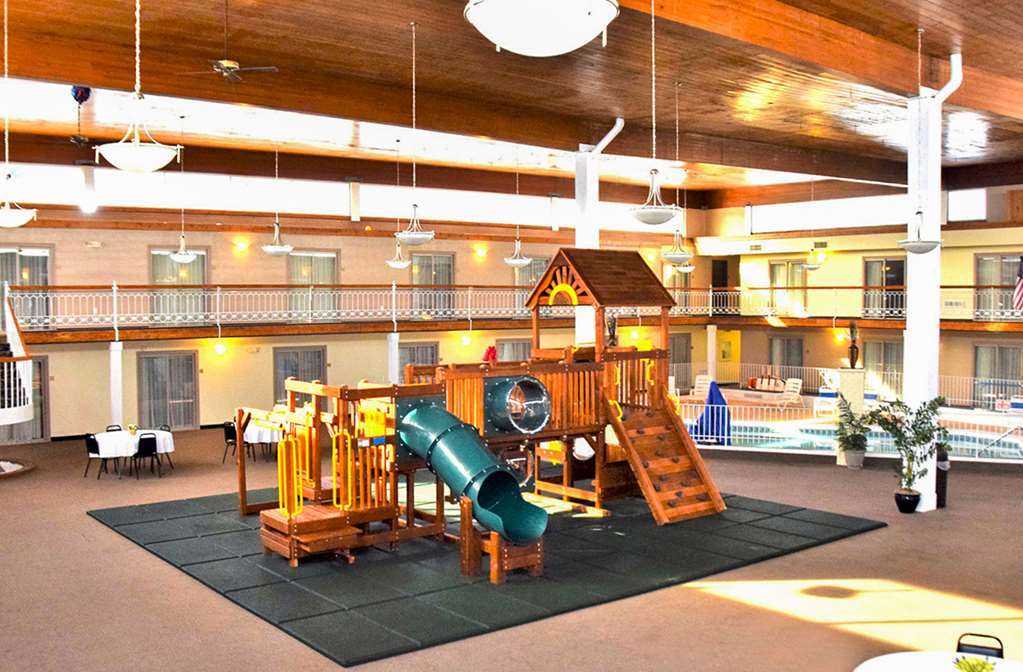 Quality Inn & Suites Coldwater Near I-69 Amenities photo