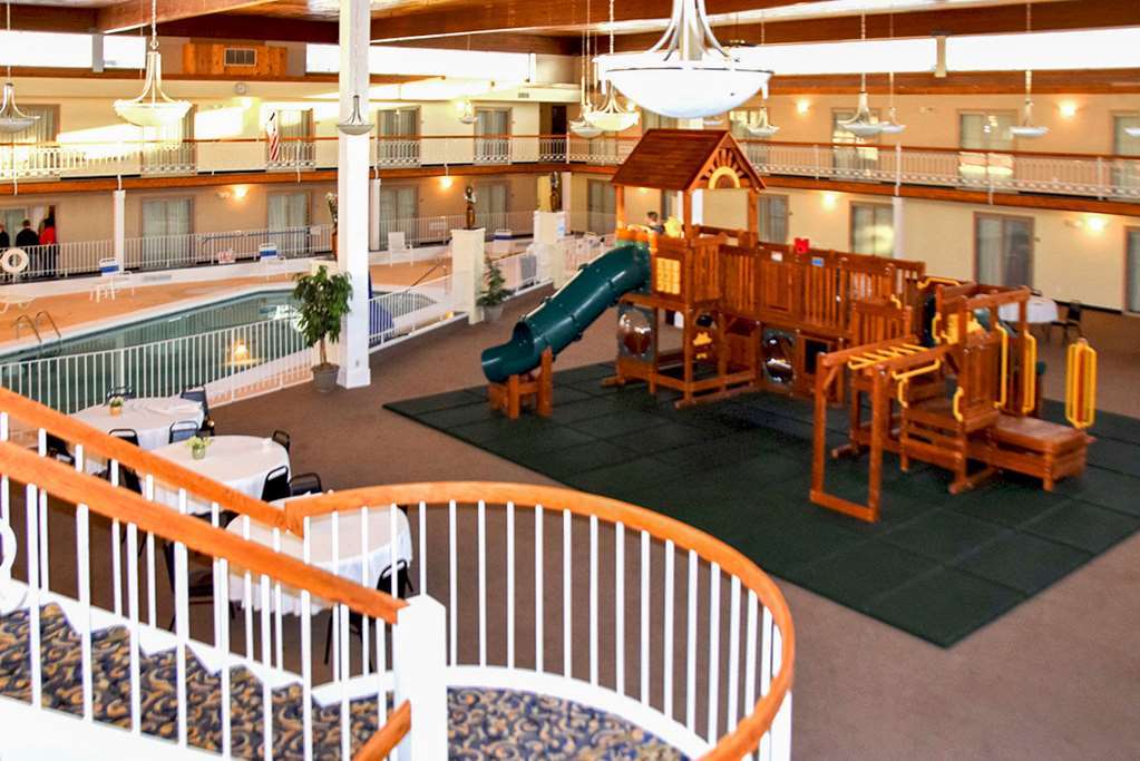 Quality Inn & Suites Coldwater Near I-69 Amenities photo